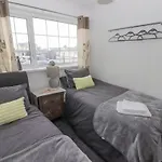 48 Gower Holiday Village