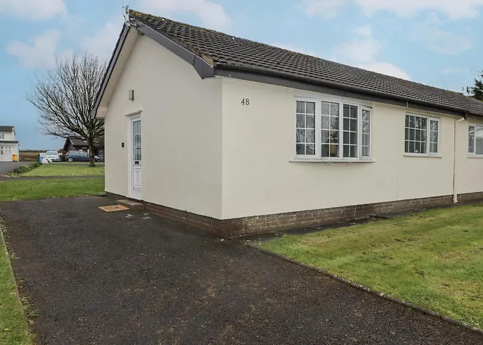 48 Gower Holiday Village