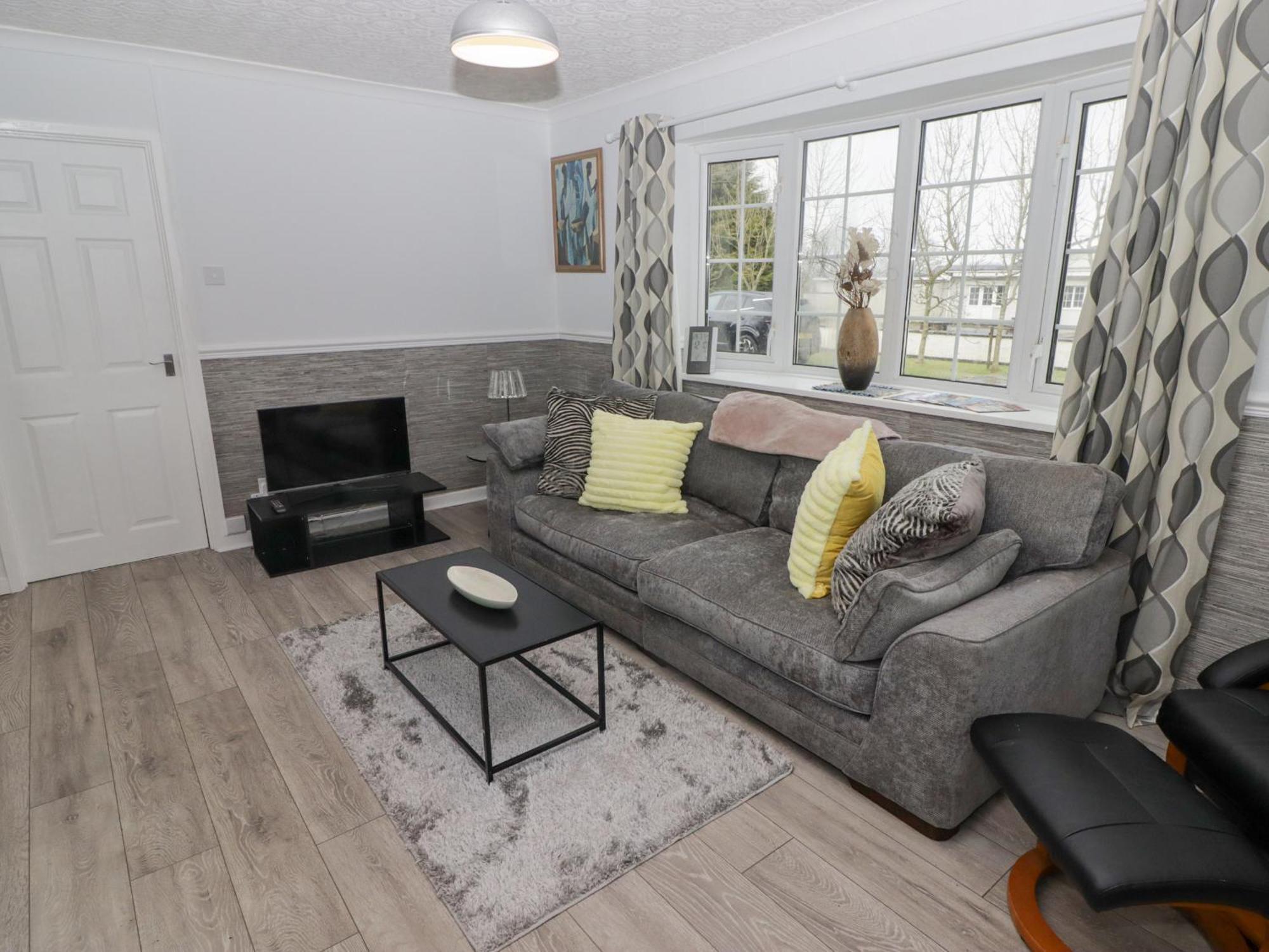 48 Gower Village Holiday home *