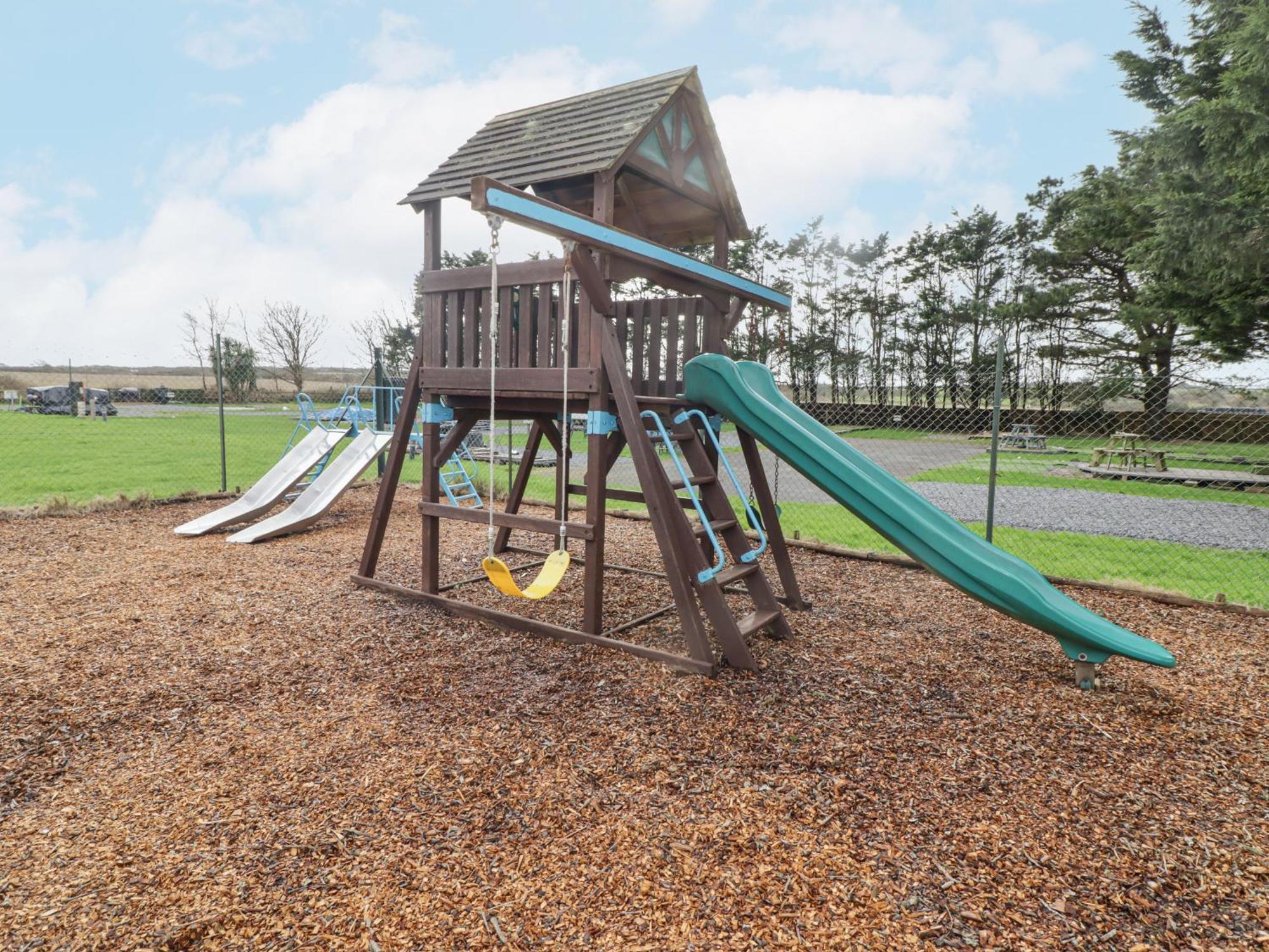 48 Gower Village *